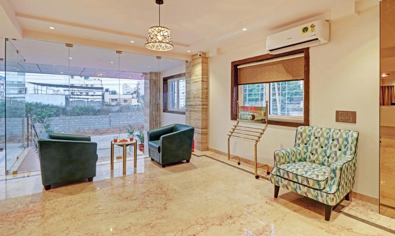 Treebo Emora Grand Hotel Yelahanka Exterior photo